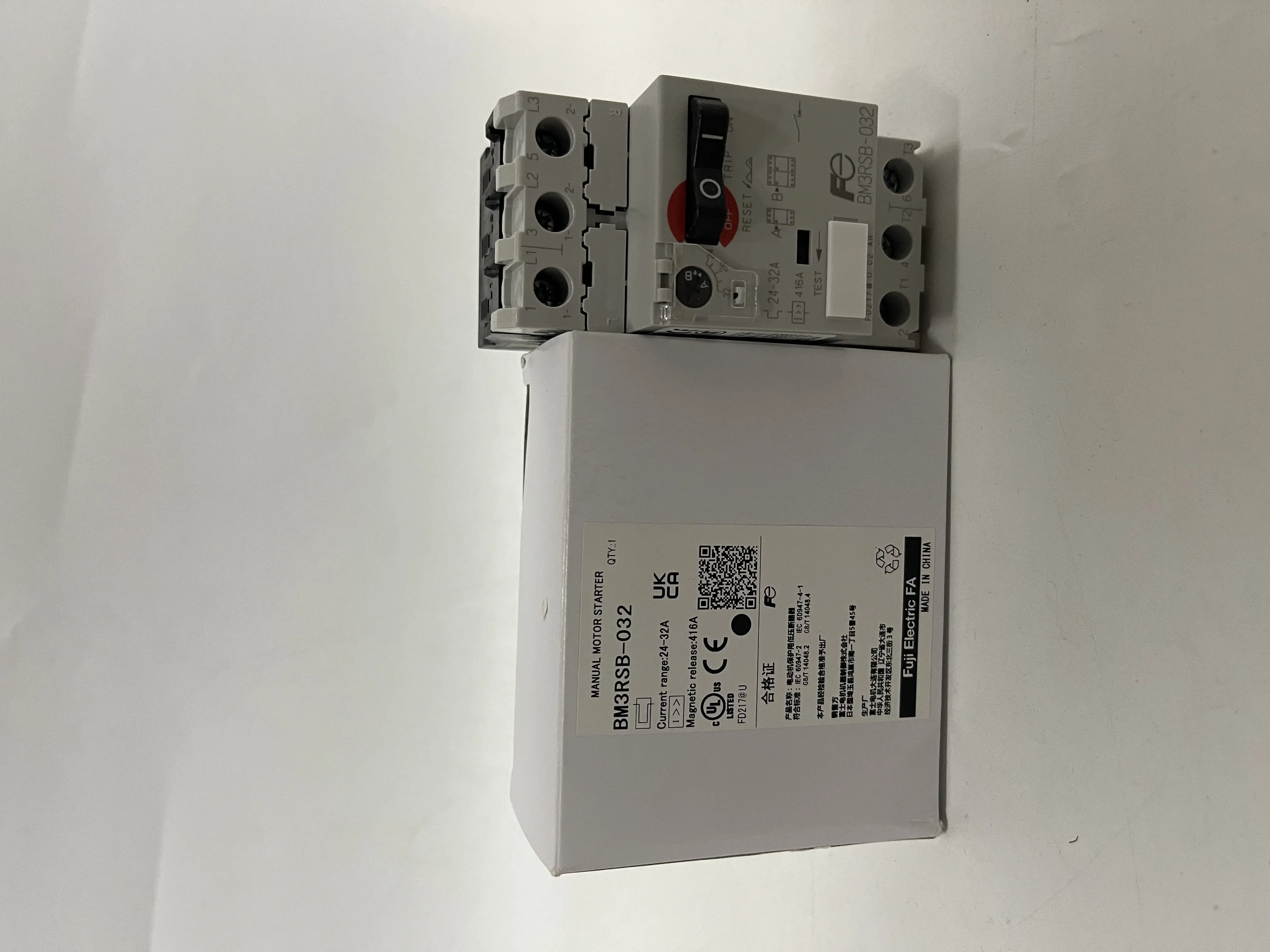 Fuji Manual Motor Starter BM3RSB-032 Fuji Manual Motor Starter BM3RSB-032