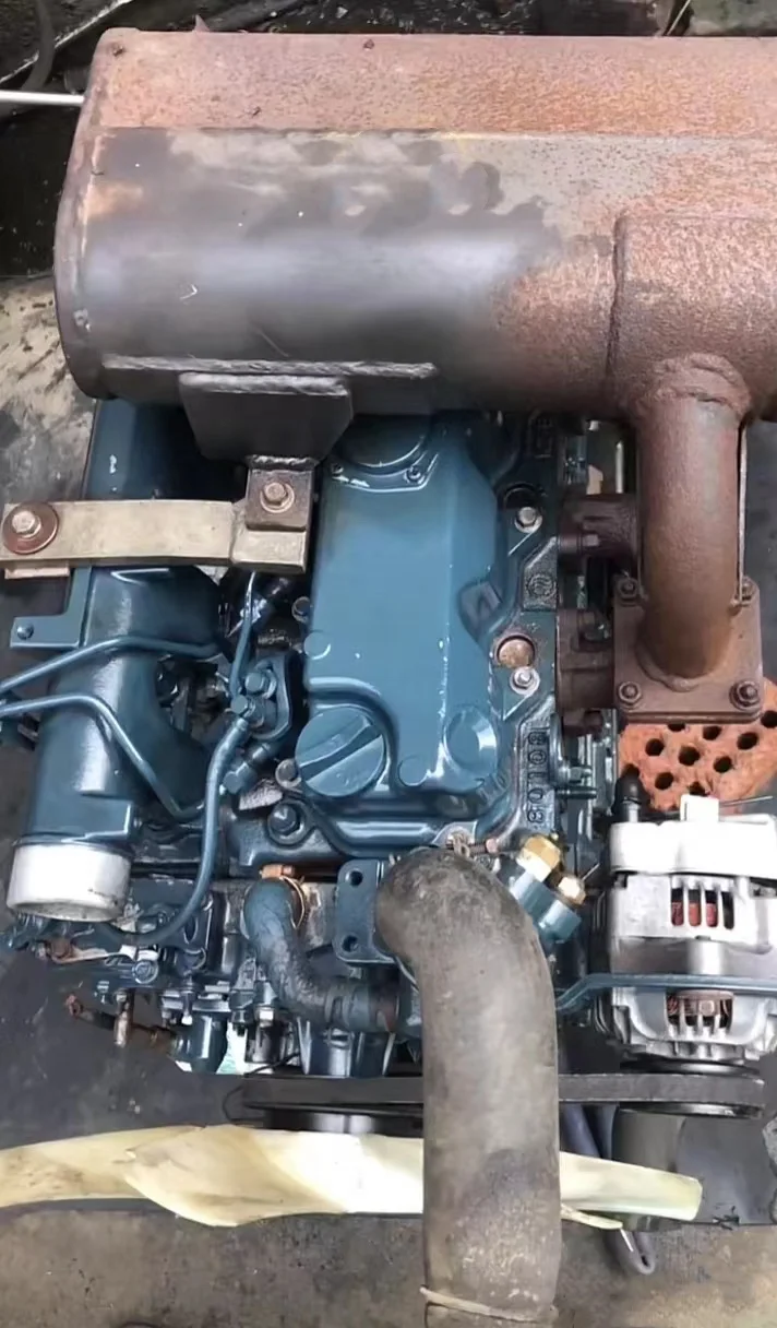 中古 Kubota V2203T エンジン 小型ディーゼルエンジン販売