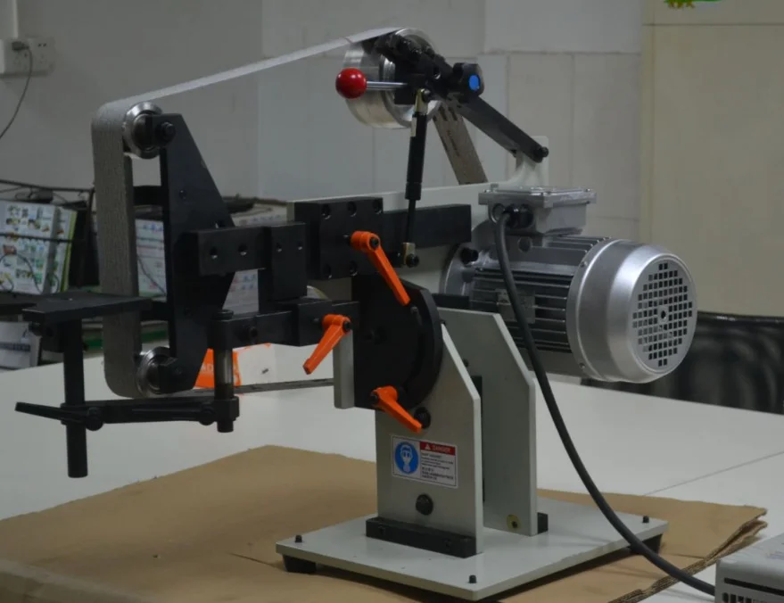Motor Siemens Bosch, convertidor de frecuencia, amoladora de correa, lijadora de 2,2 kW, cuchillo abrasivo que hace velocidad variable