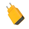 Cargador de pared amarillo