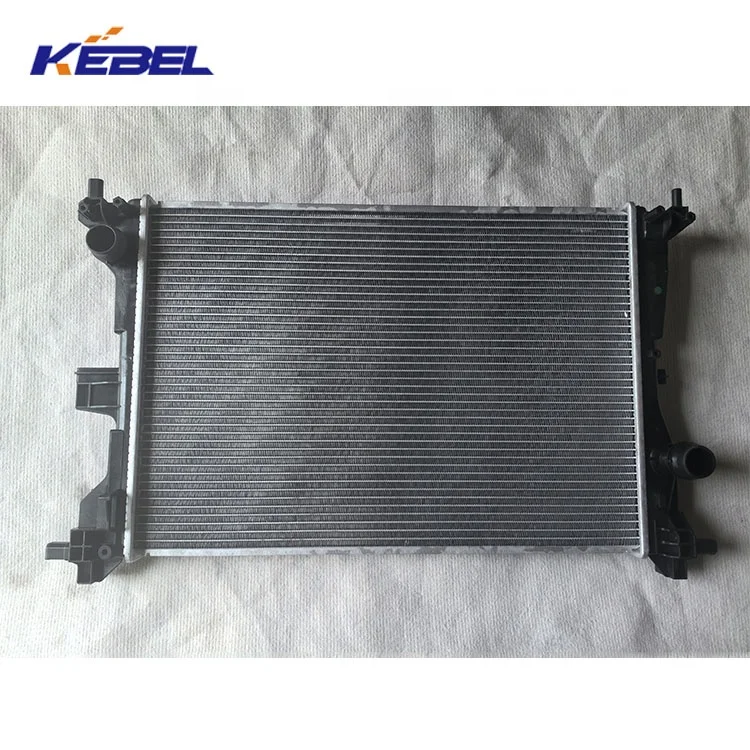 Auto radiator za hlađenje motora po veleprodajnoj cijeni OEM 68430444AA Automobilski radiator za Jeep Renegade 2019 2020 2021 2022