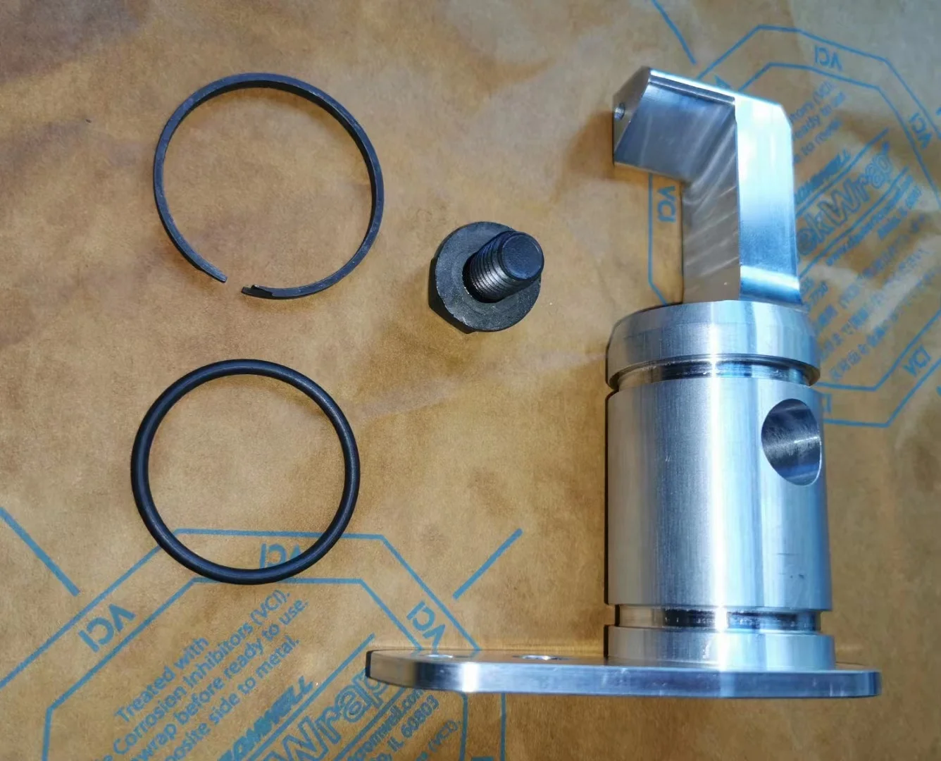 Piston Cooling Nozzle for Cummins QSK19 Engine - High-quality