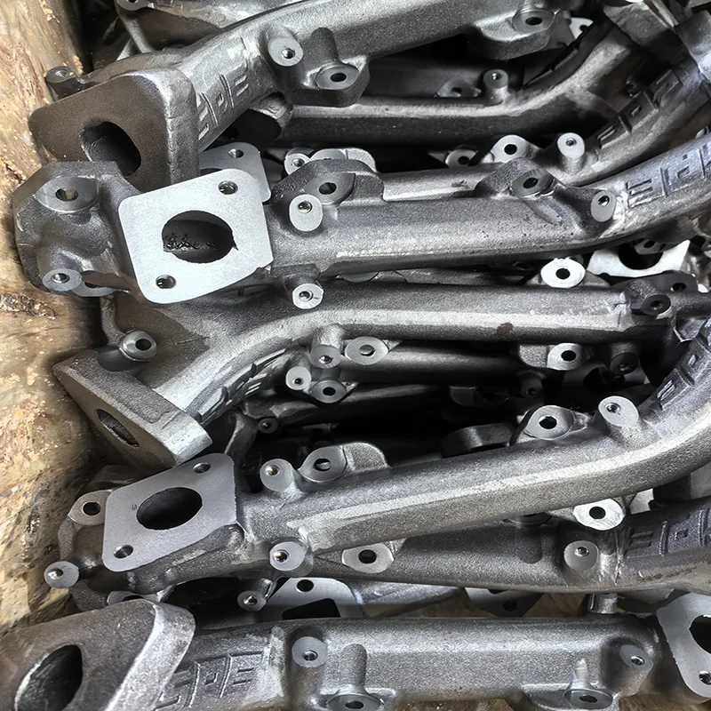 Nowe niestandardowe odlewane rury wydechowe ze stali nierdzewnej do silników dla ciągników morskich