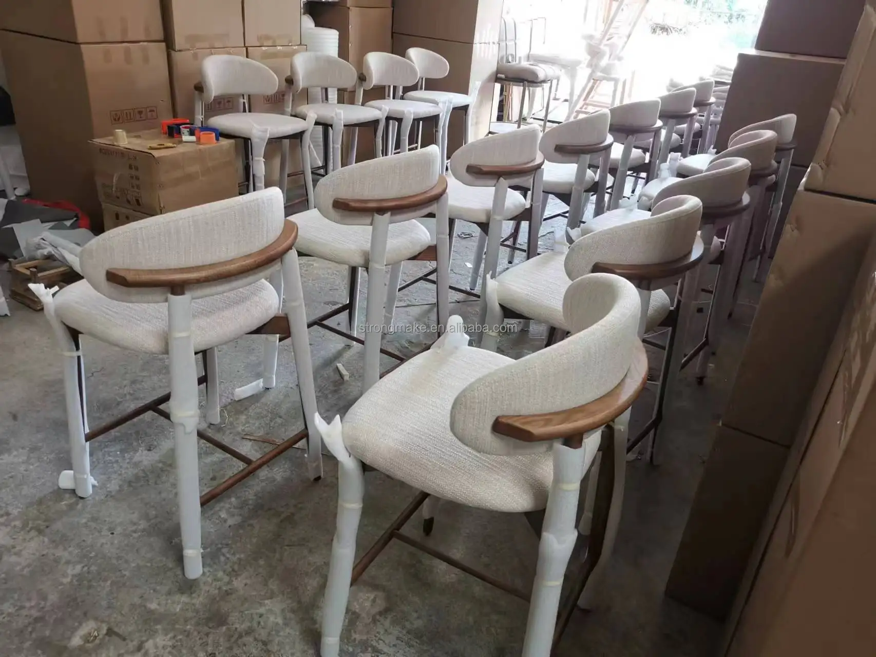 Custom White Luxury Modern Counter Height Barstool Wooden Breakfast Kitchen Island High Chair