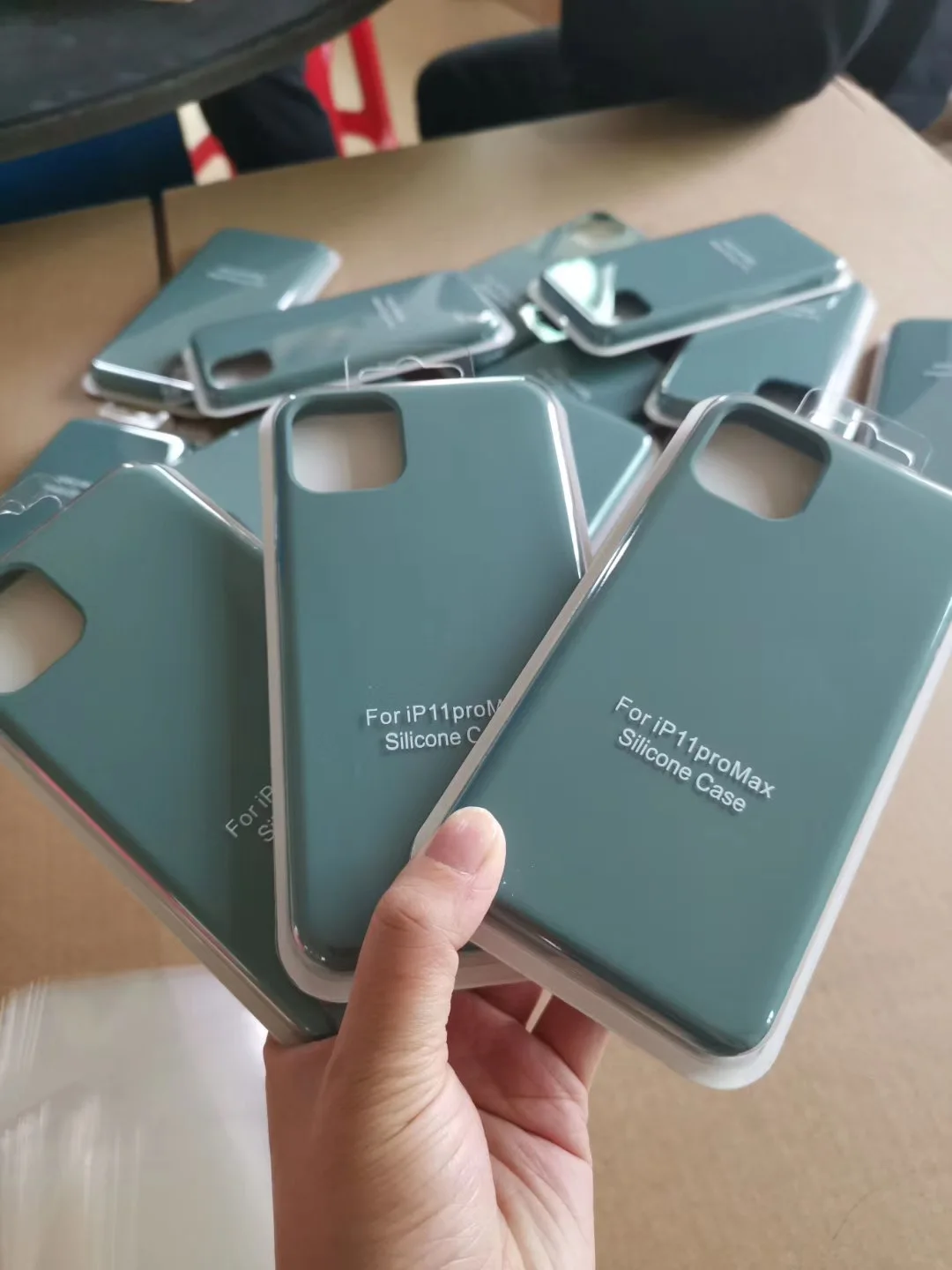 80 Colors Silicone Rubber Phone Case Cover For Iphone 15 14 Pro Max 13