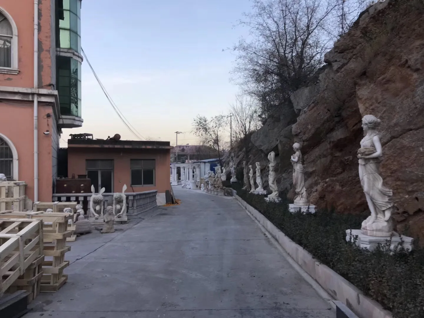Hebei Ideal Arts Import And Export Corp., Ltd. 2