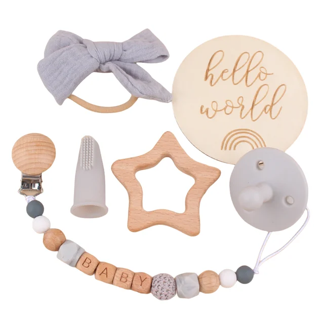 Wholesale newborn baby gift set baby pacifier chain silicone baby teether toys wood feeding set