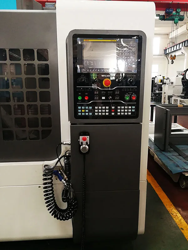 VMC855 4 Axis CNC вертикальный с ЧПУ фрезерный станок с ЧПУ обрабатывающий центр с ЧПУ