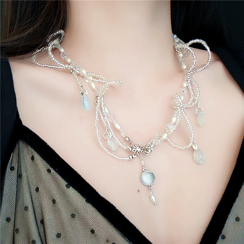 Retro Eyebrow Pendant Forehead Chain Exotic Pearls Necklace