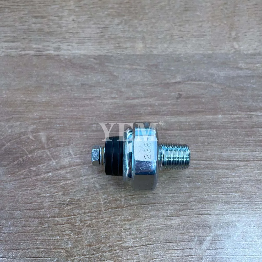 D722 Oil Pressure Sensor 15841-39013 for Kubota Excavator Engine 3