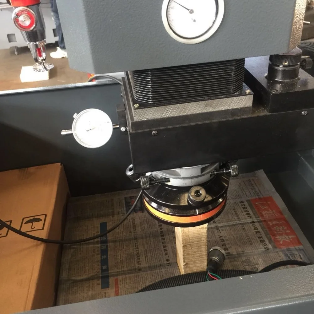 Znc sпарковка эрозия CNC Edm Die тонущий станок D7132