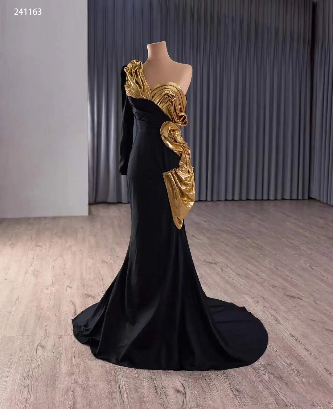 QUEENSGOWN Classic Black Mermaid Women Evening Party Dresses Simple  One-shoulder Crepe Cocktail Dresses