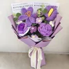 Bouquet di rose Calla tulipano viola