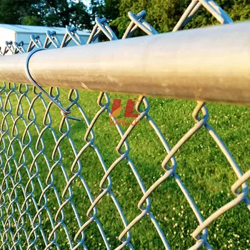 Galvanized PVC Black Privacy Chain Link Fence Roll with Temporary Accessories Posts for Wholesale Security Chain Link Fence