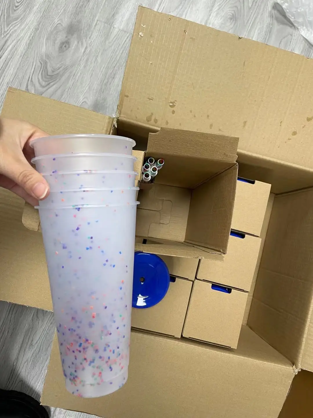 16 унций 24 унции конфетти стакан Радуга дети взрослые меняющие цвет чашки с