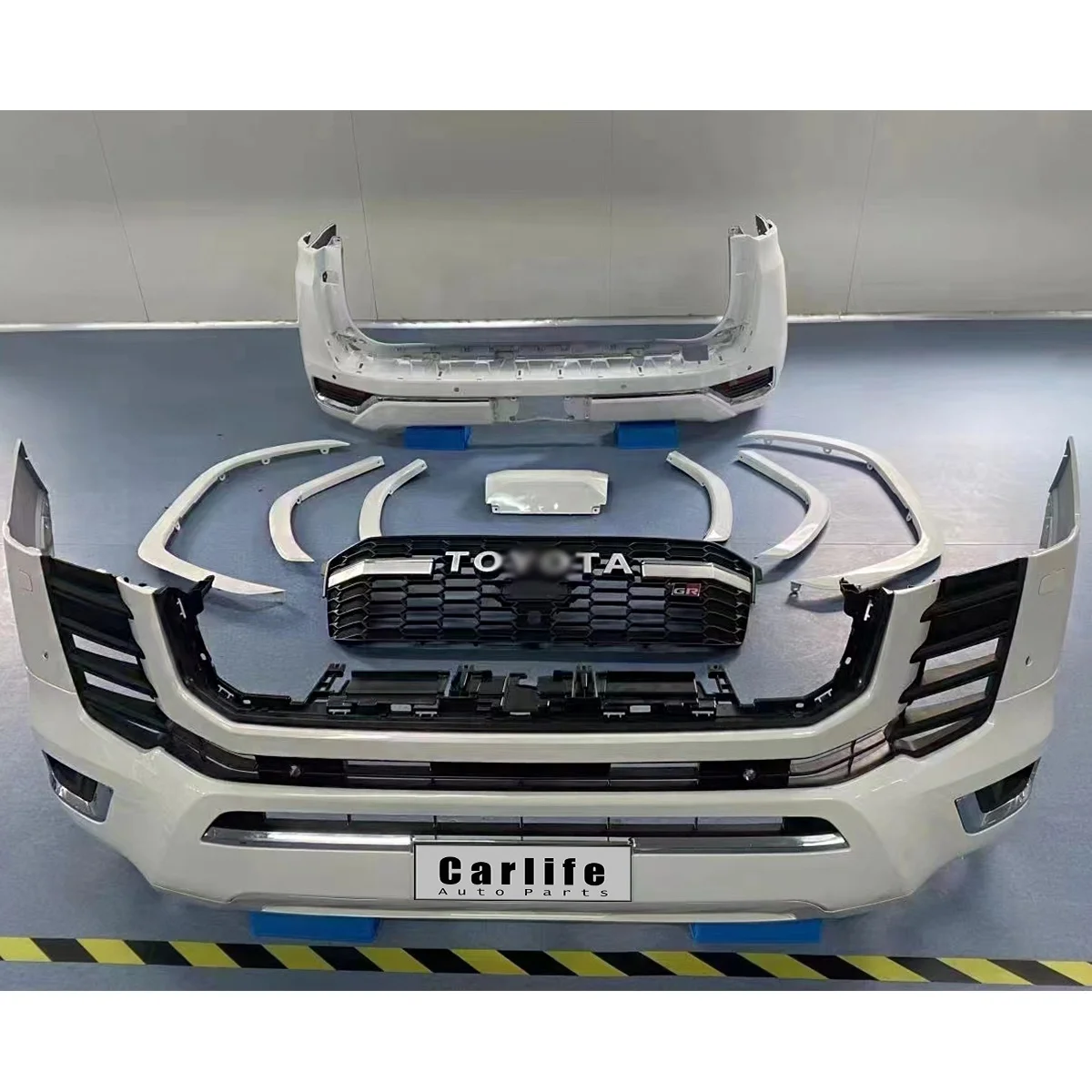 Toyota Land Cruiser LC300 2022 ZX VX-R Front & Rear Bumpers - Auto
