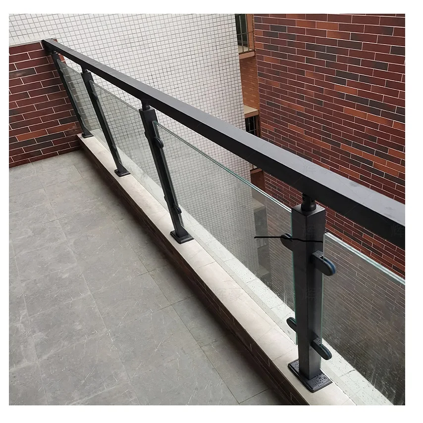 China Customized Customized Black Aluminum Railing Glass Factory Post ...
