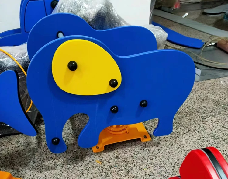 The Latest Outdoor Amusement Equipment, Animal Rocking Horse PE Board Children's Spring Joystick