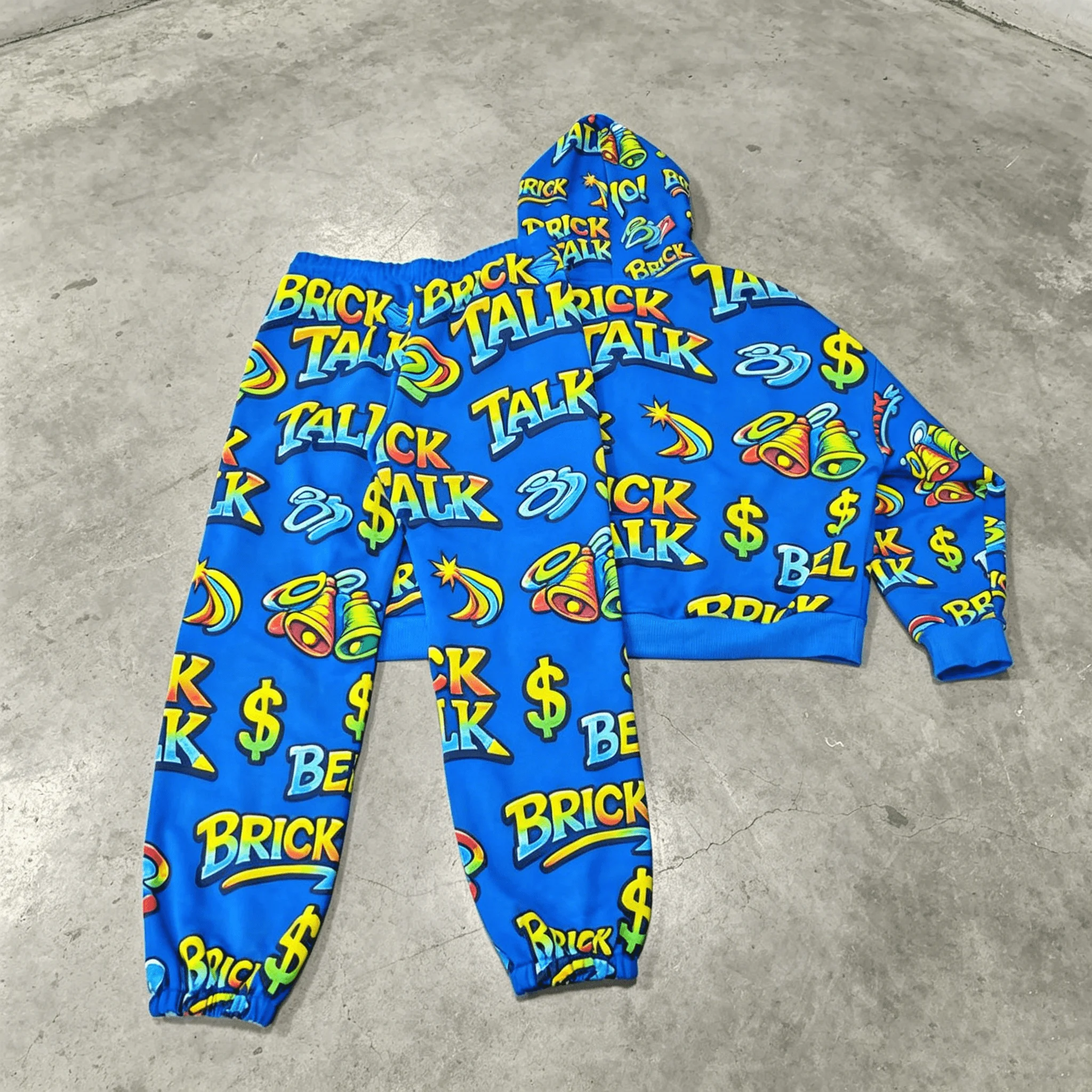 Wholesale Custom All Printed Men's American Street Bright Blue Loose Drawstring Casual Sports Set gallery 2