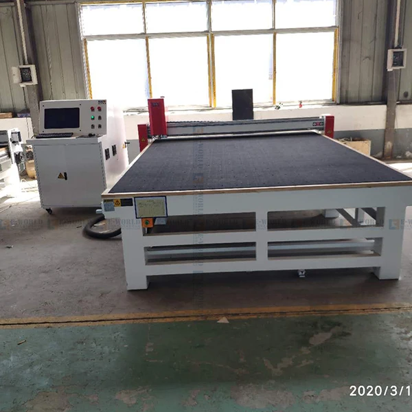 Надежная производительность Cnc линия для резки стекла различной