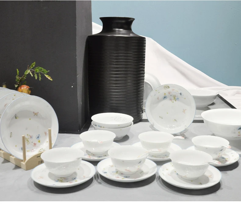 Exquisite Jingdezhen Bone Porcelain Tableware Set Underglaze Colored Bowl Chopstick Combination Household Use Ceramic Material supplier