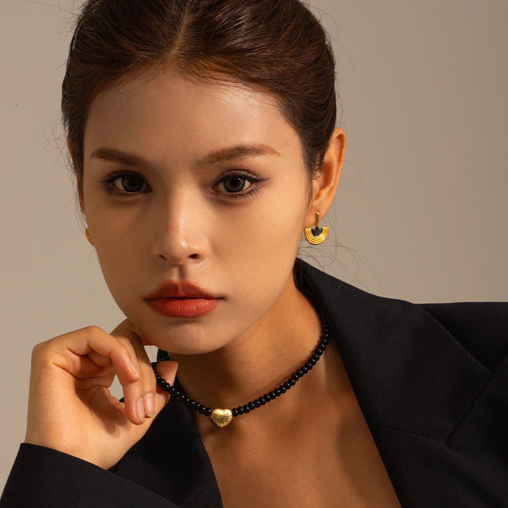 J&d 18k Gold Plated Stainless Steel High Polish Smooth Heart Pendant