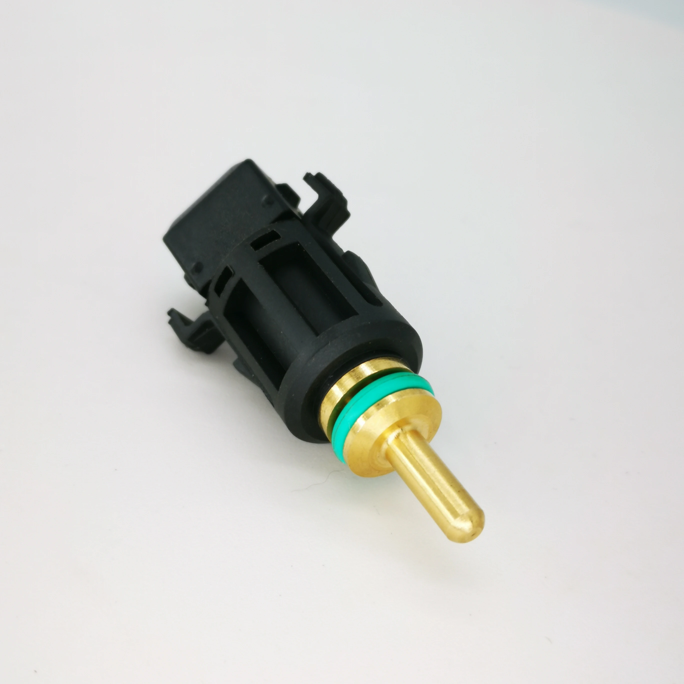 Engine Coolant Temperature Sensor 13621433077 for bmw 1 3 5 6 7 X3 X5 X6 Z4 Z8 1433077 13627788077 MEK105210 NSC000100