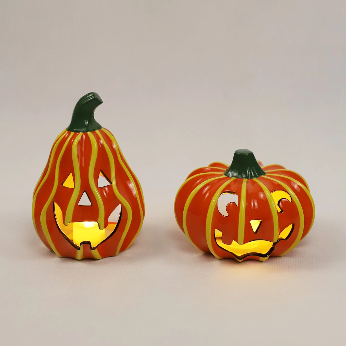 Halloween Decorations Mini LED Light Up Ceramic Pumpkin Lamp Ornaments Hollow Out  Pumpkin