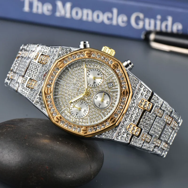 Diamond Quartz Women's Watch OM-711706
