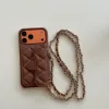 Marrone scuro con catena neutra logo cc