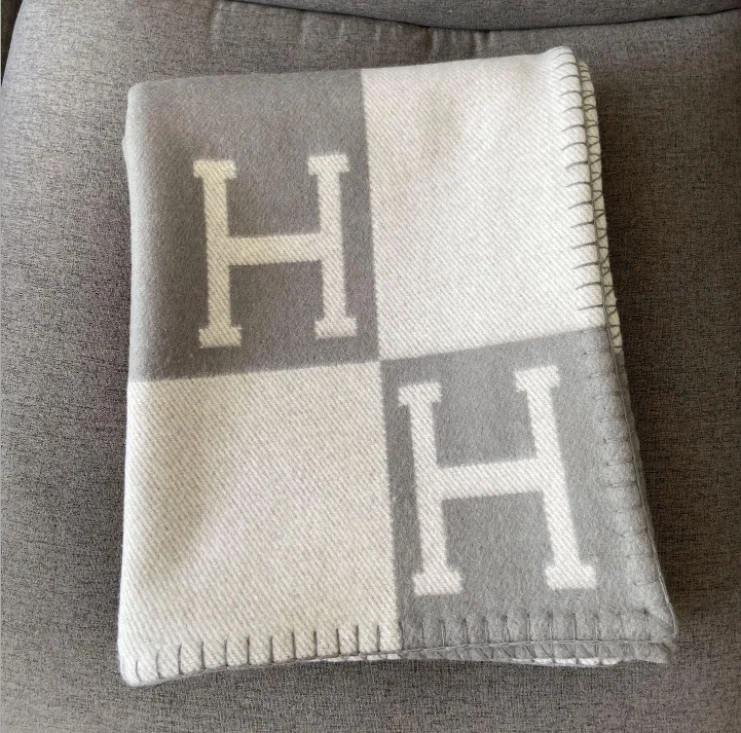 High Hope Luxury Designer Letter H Cashmere Blanket Turkish Throw H