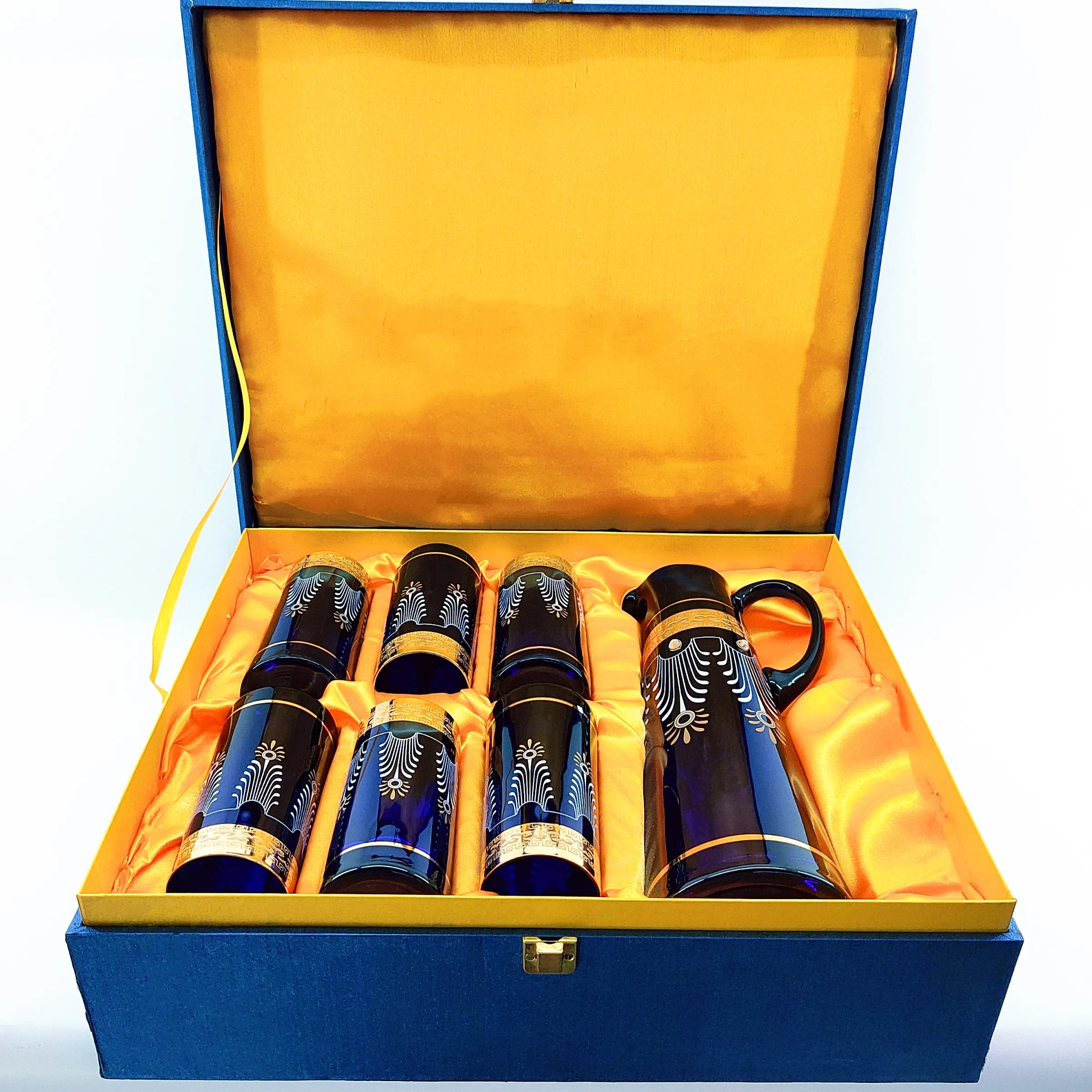 Đồ nước tinh tế và bộ cốc làm bằng tay Thùng thủy tinh và bộ cốc 8