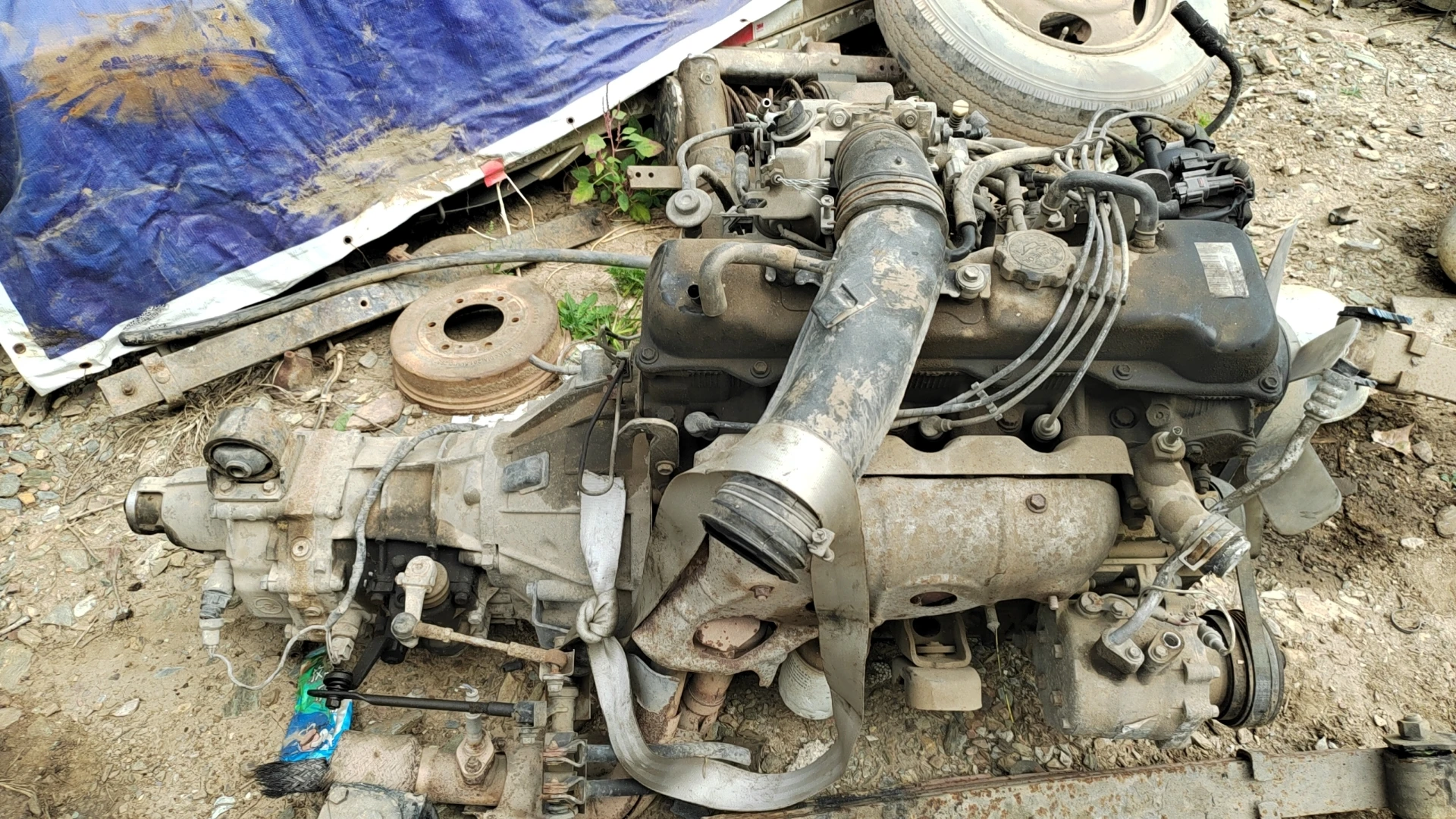 中古T oyotaガソリン2rzディストリビューターエンジンギアボックス付き