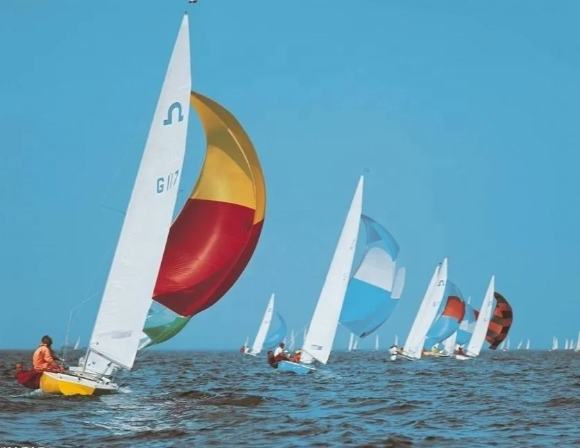 
Парусная лодка 30D нейлон 66 2 кристалла по бокам с силиконовым покрытием нейлон Рипстоп парашютной ткани 