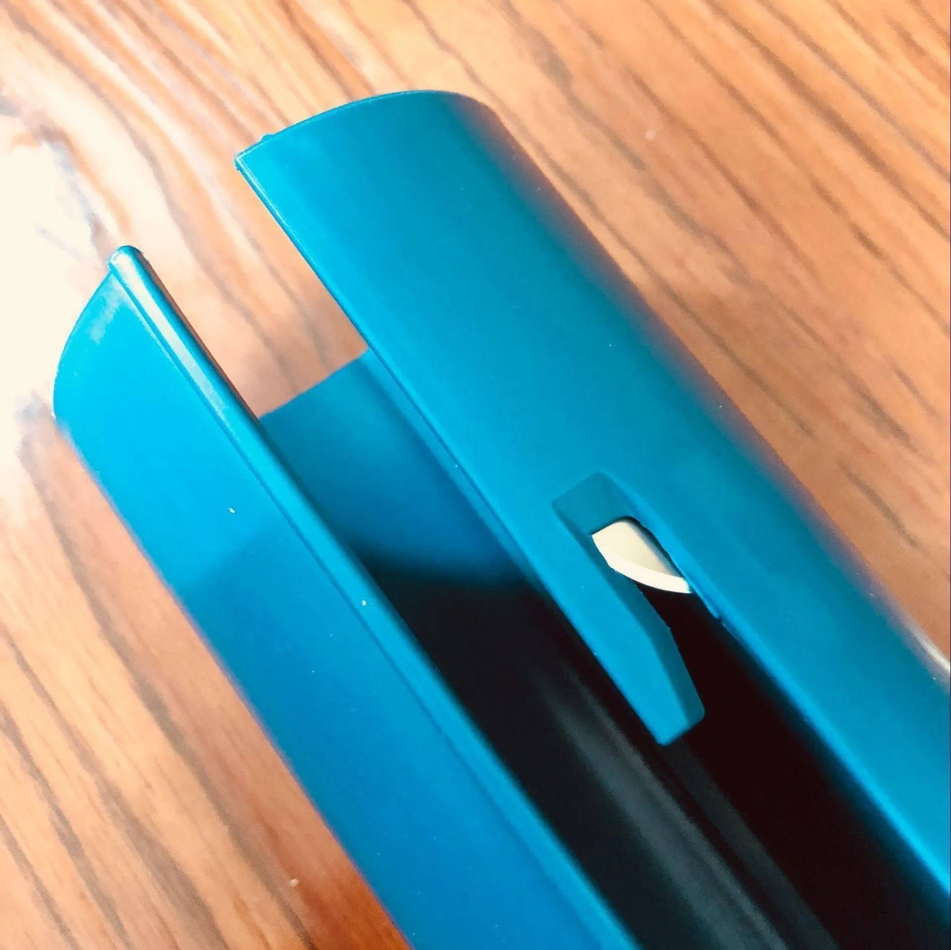 Portable Handheld Gift Package Paper Wrapping Paper Cutter Sliding