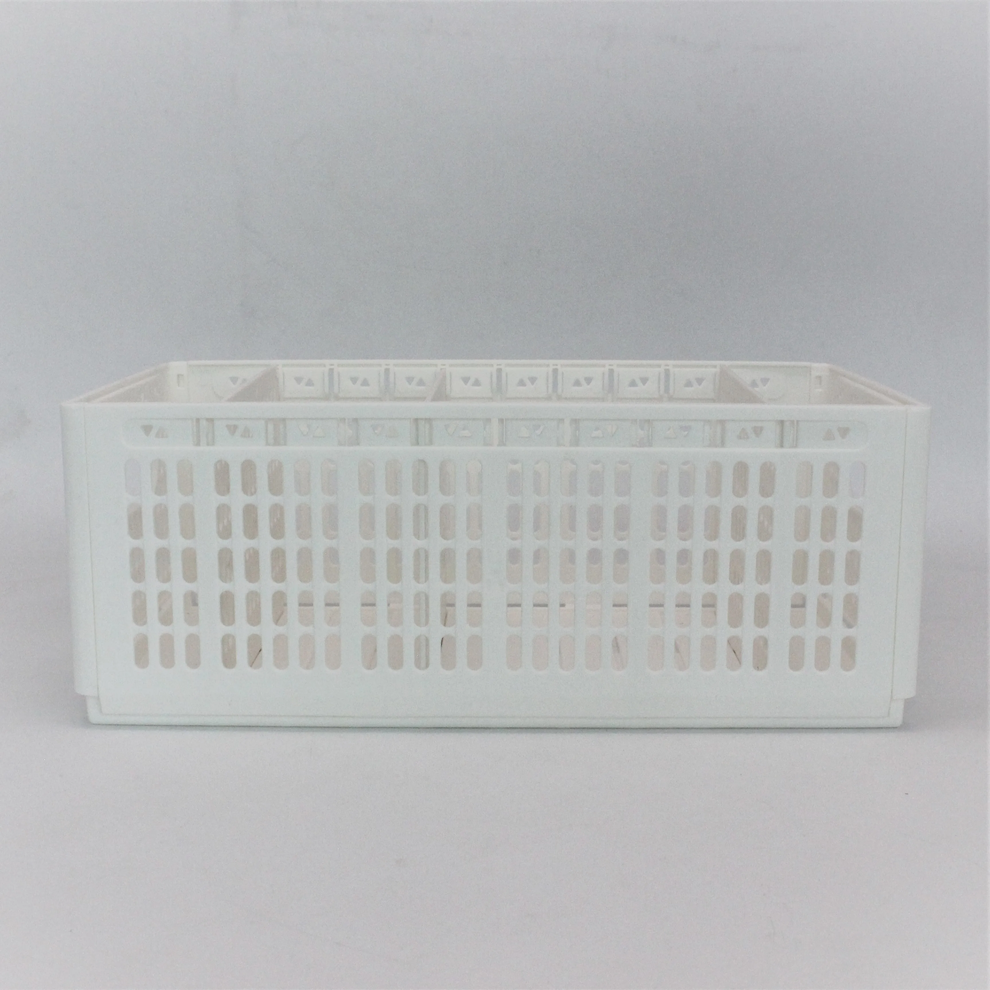 Layered Partition Storage Plastic Desktop Stackable Basket Bedroom Storage Box Storage Organizer with Partition