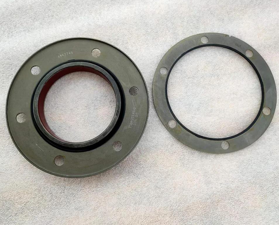 M11 ISM11 QSM11 Engine Crankshaft Front Oil Seal With Metal Liner 4955665 4962745 3328698 3892021 3804744 3161742 3892020