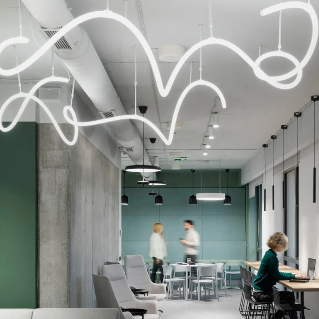 360 градусов RGB неоновый Светодиодный линейный подвесной светильник 3000K 4000K 6000K красный зеленый цвет офисный ресторан люстра