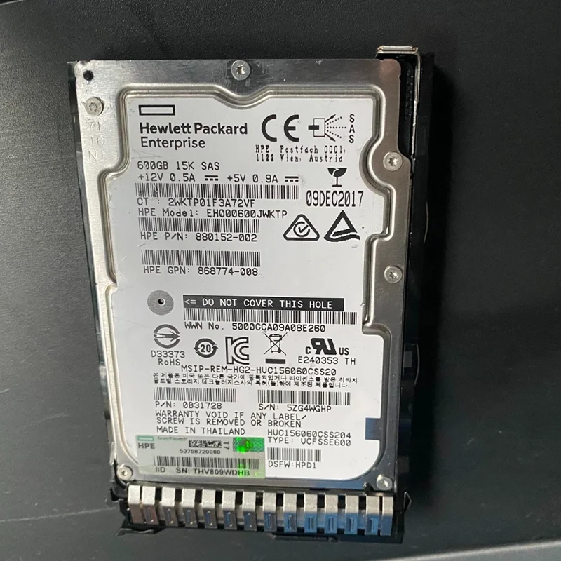 HPE 600GB SAS 12G Enterprise 15K SFF Hard Drive - 870757-B21