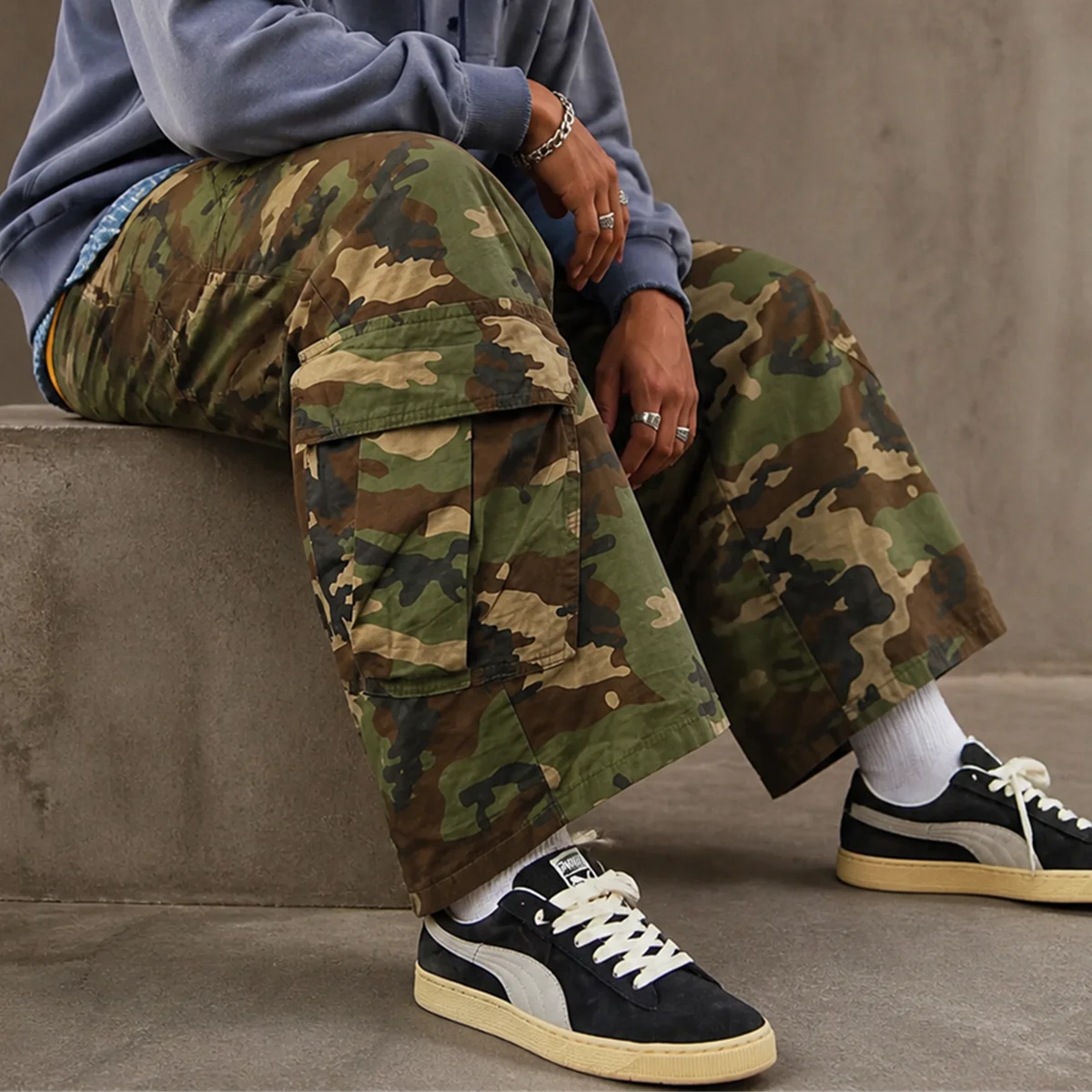 Wholesale Green Camo Cargo Pants Men Cropped Baggy Wide Leg Multi Pocket Utility Outdoor Casual Streetwear Men Cargo Pants gallery 3
