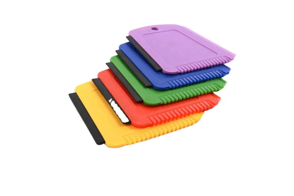 Пластиковый скребок для чистки автомобиля по заводской цене