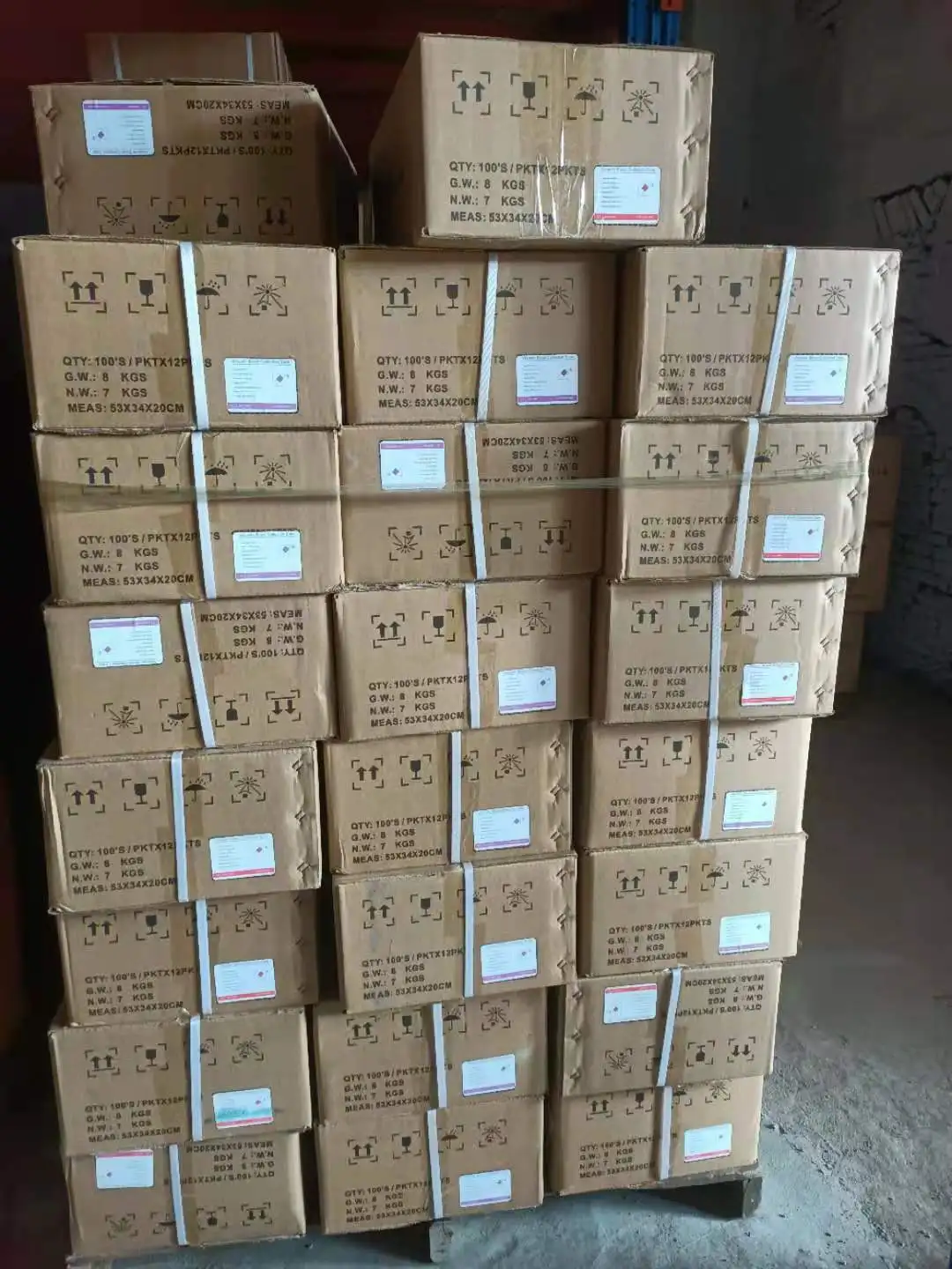 932910388.jpg