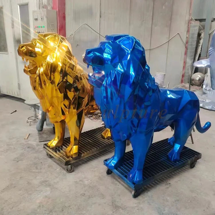 Modern Decoration Life Size Lion Animal Sculpture Outdoor Statue Resin