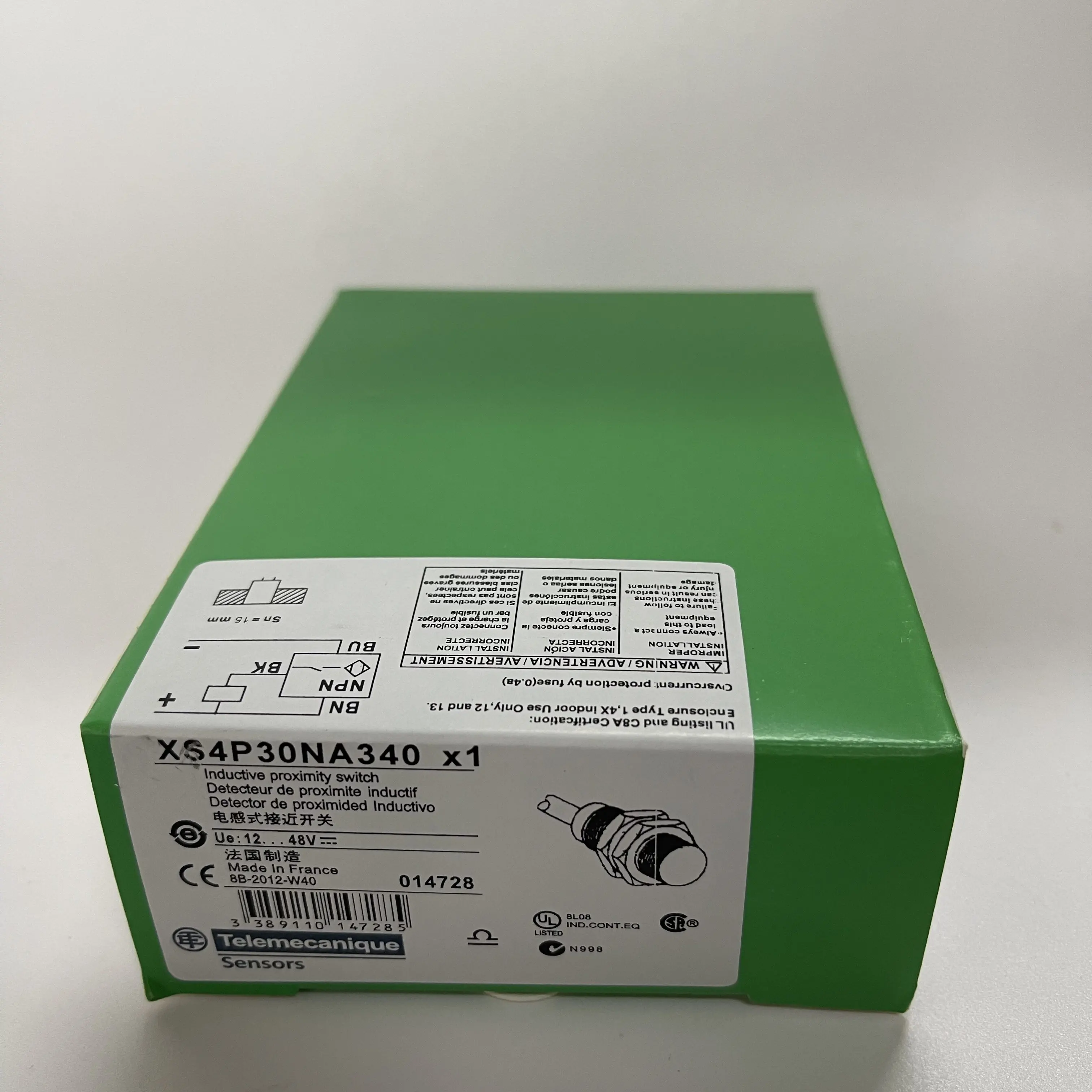 Telemecanique Inductive Proximity Sensor XS4P30NA340