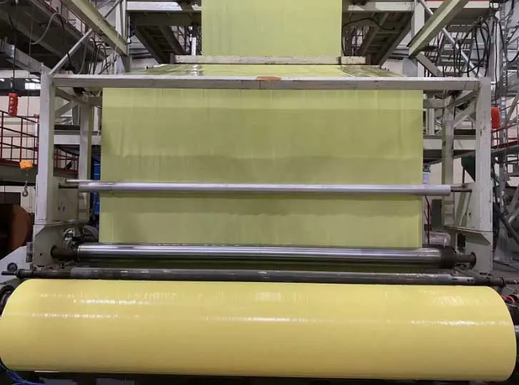 Gele katoen verpakkingsfilm PE-film met kleverige en niet-kleverige film 5