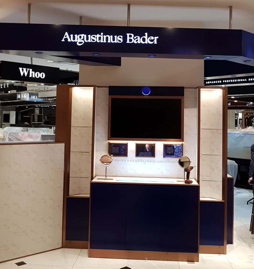 2022 Modern Creative Cosmetics Display Stand for Makeup Perfume Shop Shelves Design Retail Display