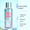 Éclaboussure de fleurs de velours