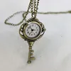 Montre collier style clé en bronze
