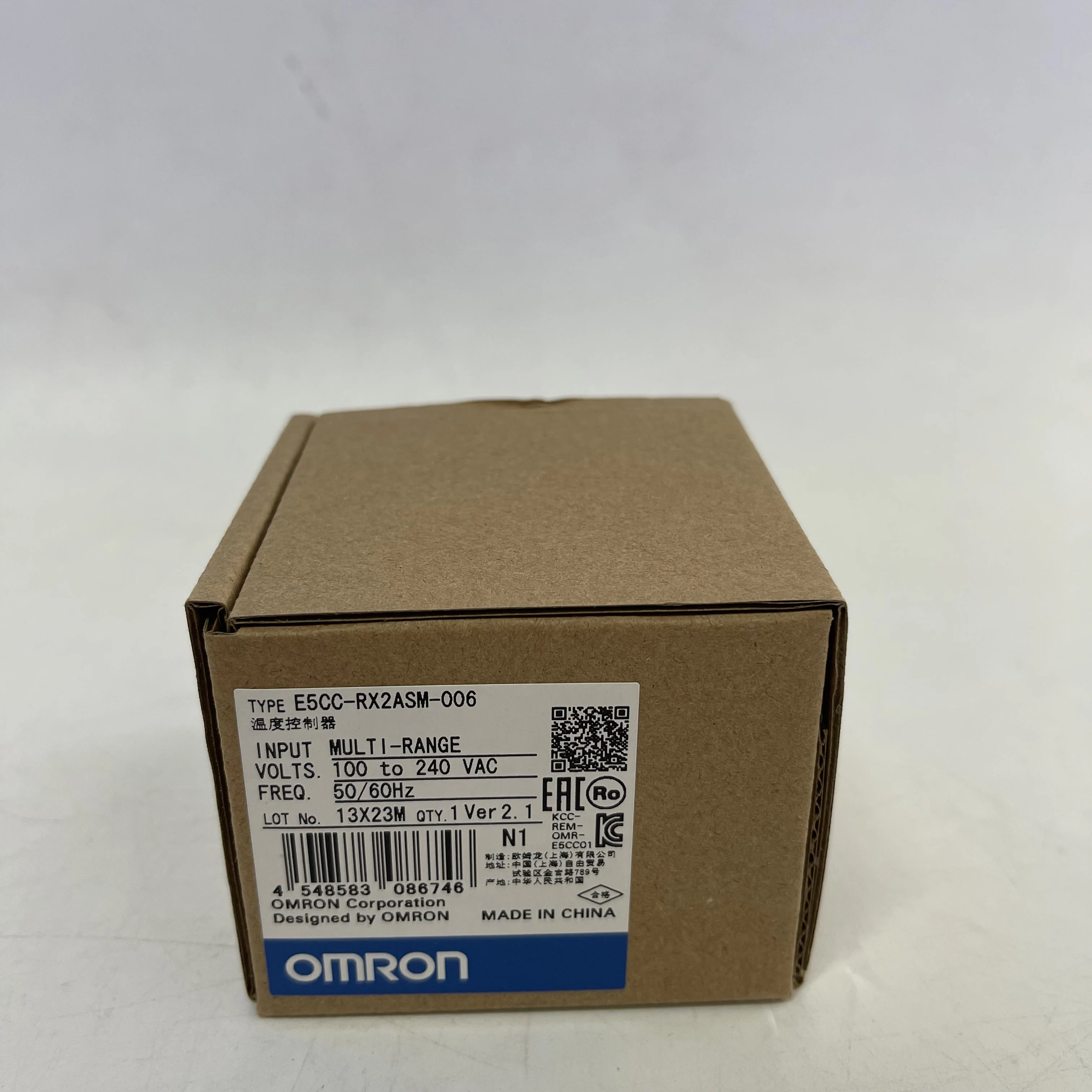 OMRON Temperature Controller E5CC-RX2ASM-006