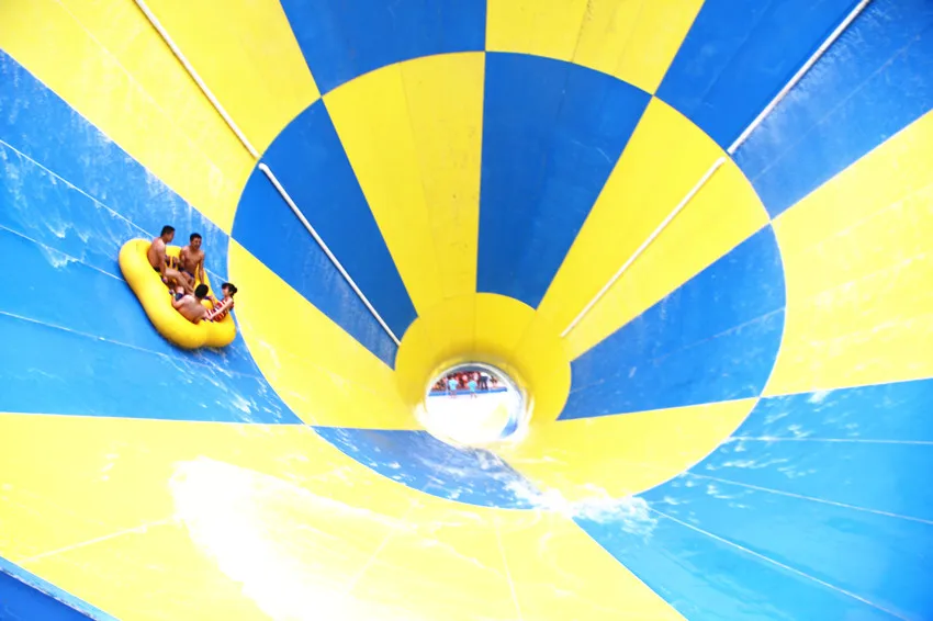 High Quality Fiberglass Large Water Slide Aqua Park Pool Theme Park Outdoor Rainbow Water Slides